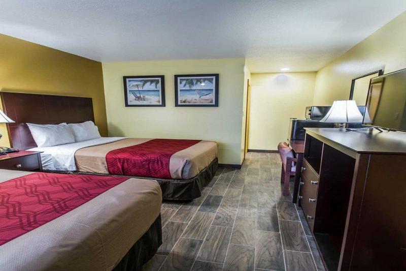 Econo Lodge Cocoa Beach - Near The Port Extérieur photo