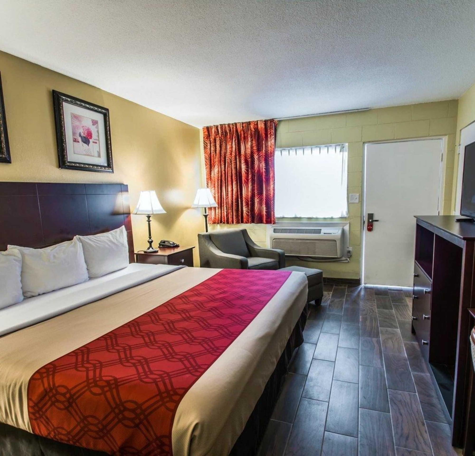 Econo Lodge Cocoa Beach - Near The Port Extérieur photo