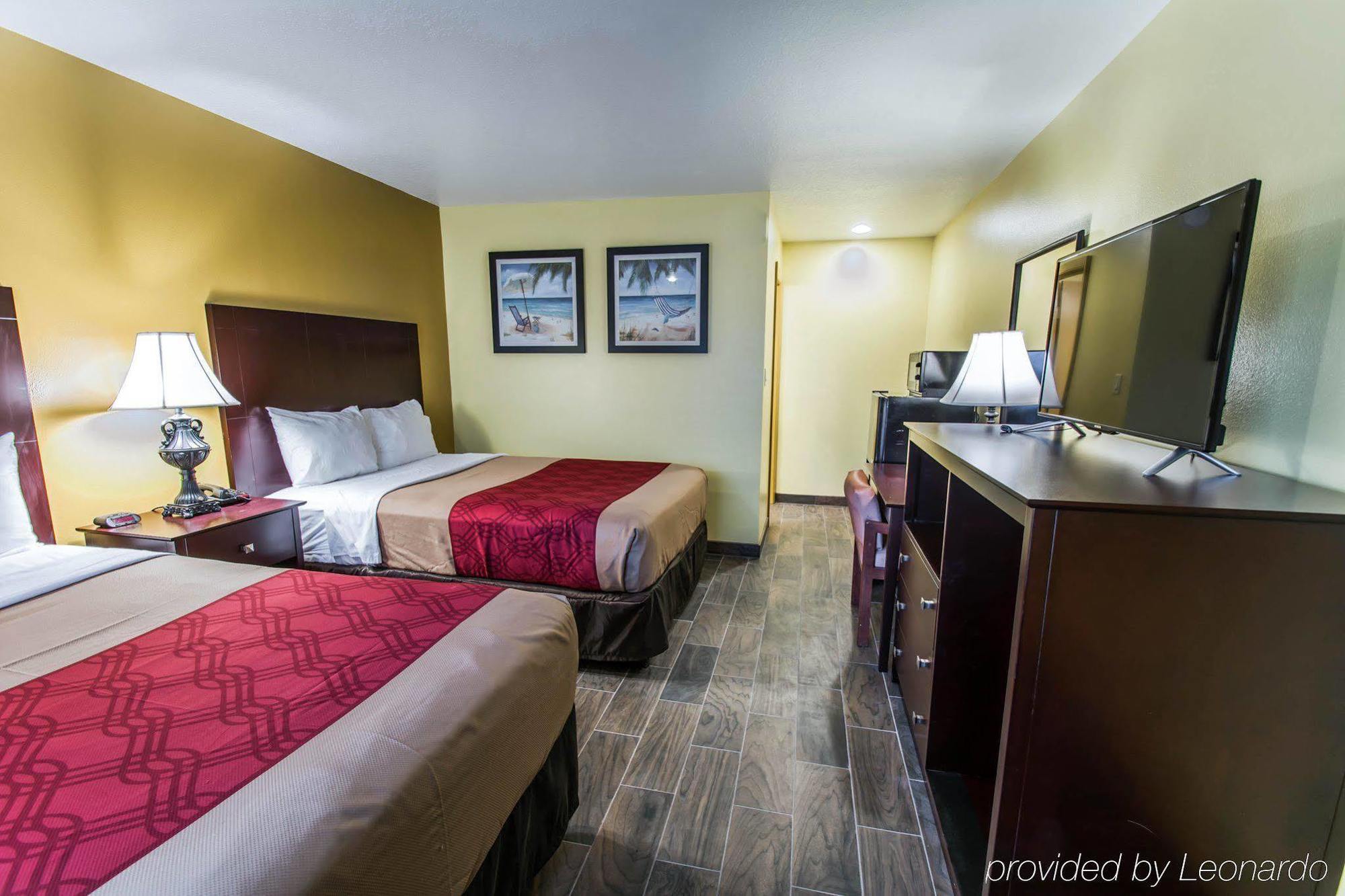 Econo Lodge Cocoa Beach - Near The Port Extérieur photo