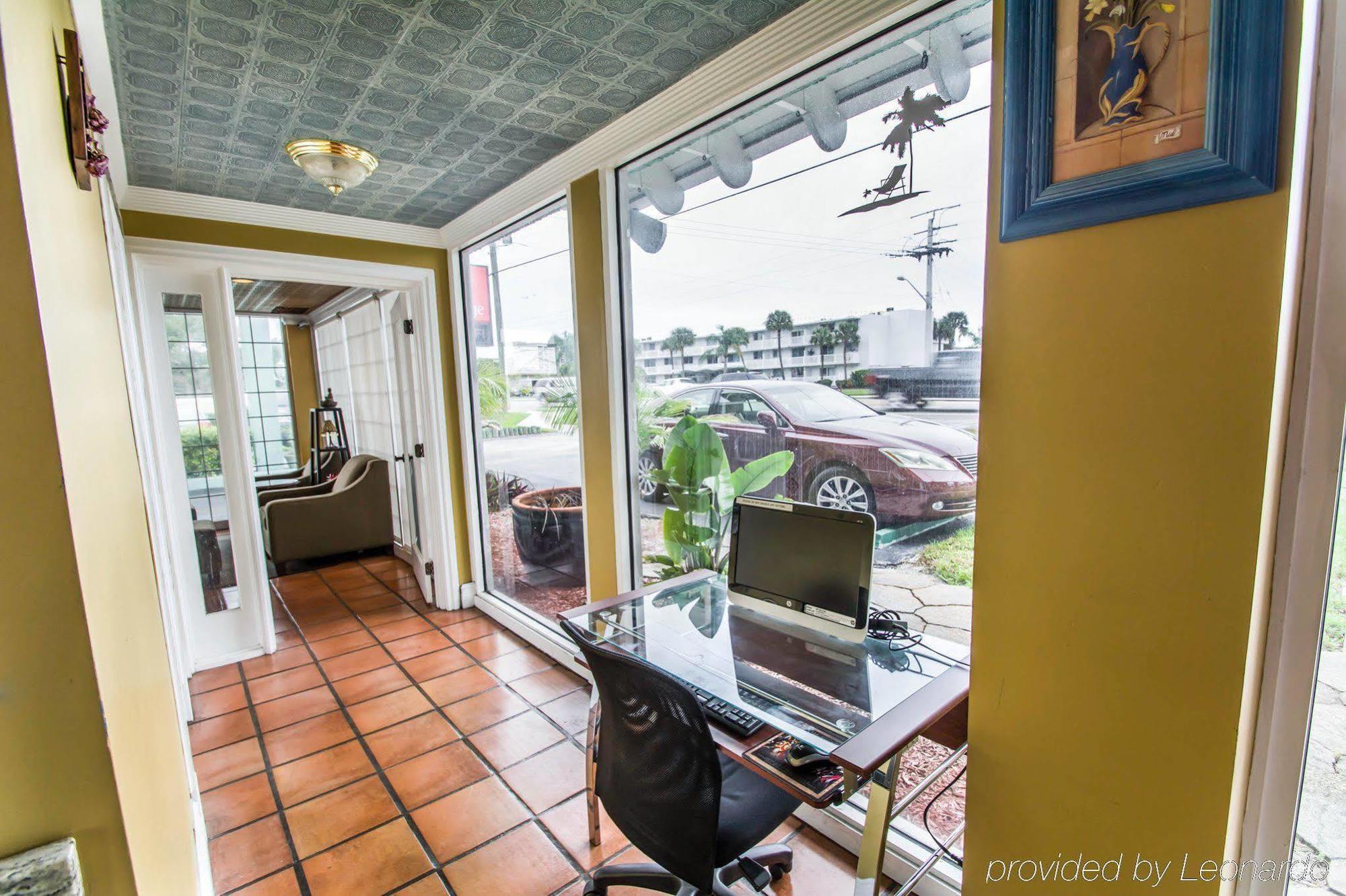 Econo Lodge Cocoa Beach - Near The Port Extérieur photo